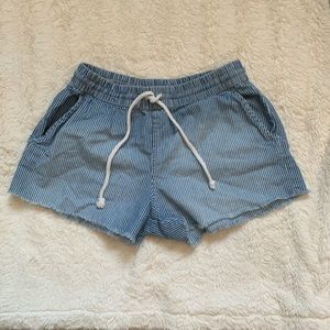 American Eagle Pull-on shorts